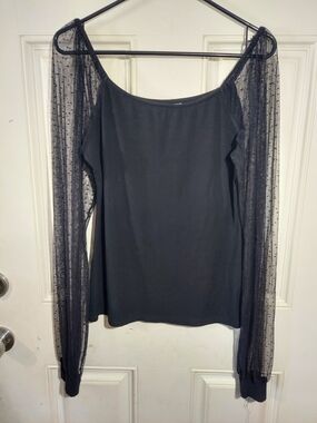DOROSE Dark Romantic Ribbed Scoop-Neck Blouse with Sheer Swiss Dot Puff Sleeves